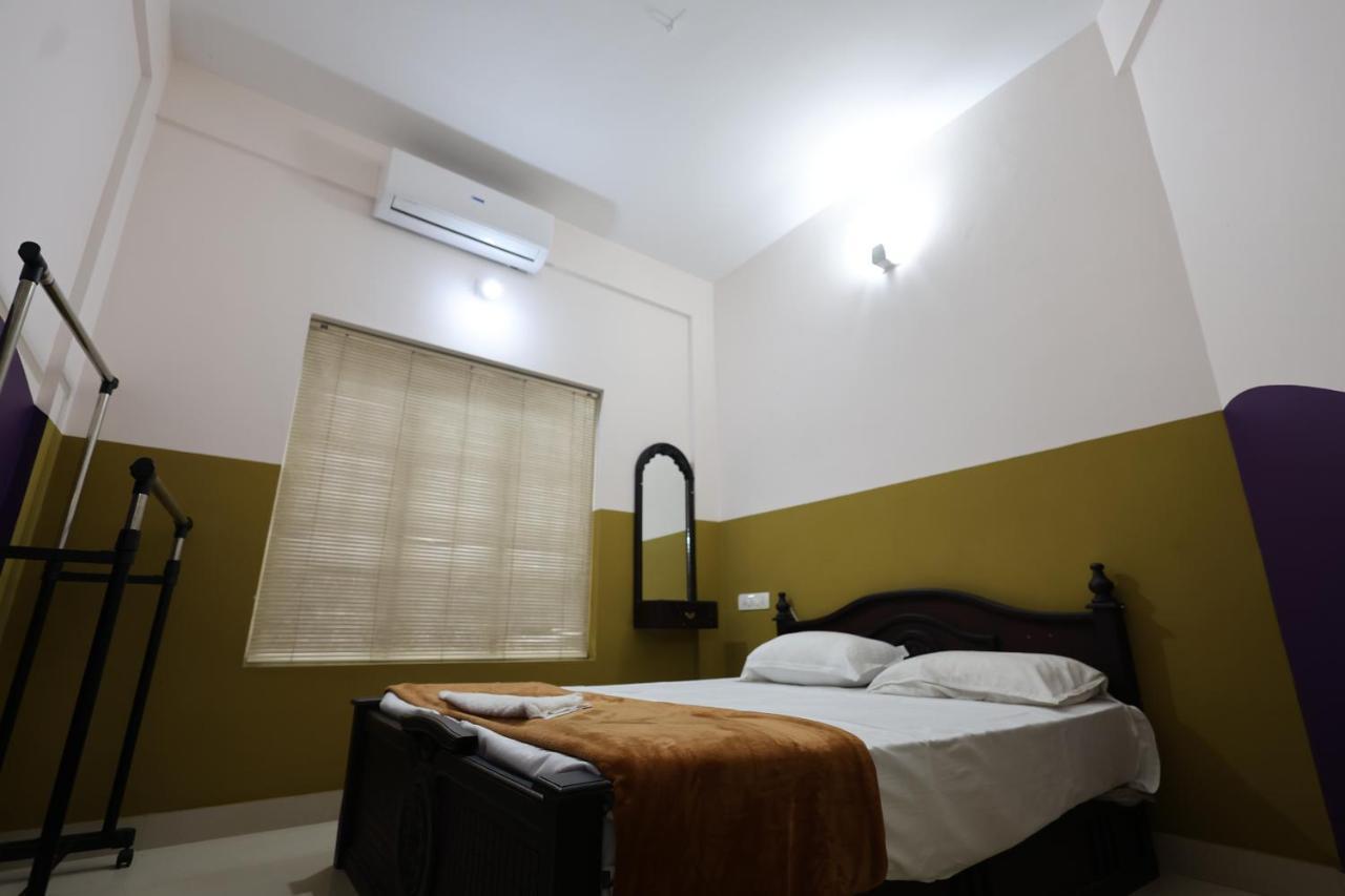 Wayanad Regal Residency Hotell Kalpatta Eksteriør bilde